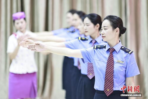 重慶客運(yùn)員開展服務(wù)禮儀培訓(xùn)，全力備戰(zhàn)國慶假期會(huì)展會(huì)務(wù)服務(wù)